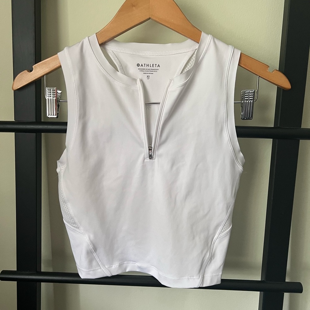 Athleta White Crop Top (XS)